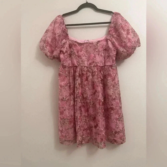 🌸🌸🌸PINK FLORAL MINI DRESS🌸🌸🌸 - Picture 2 of 8